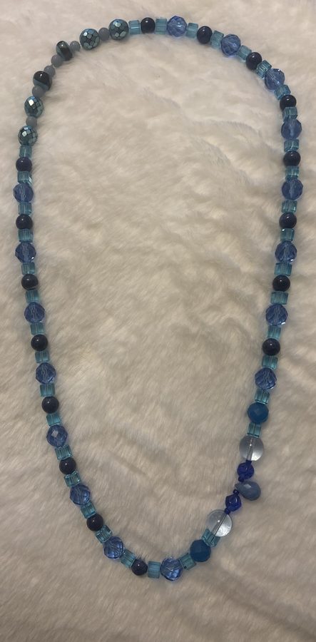 Faceted blue crystal beaded necklace